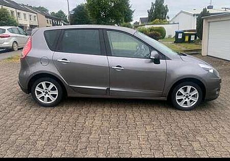Renault Scenic Dynamique***MIT NEU TÜV***PDC***KLIMAANLAGE***