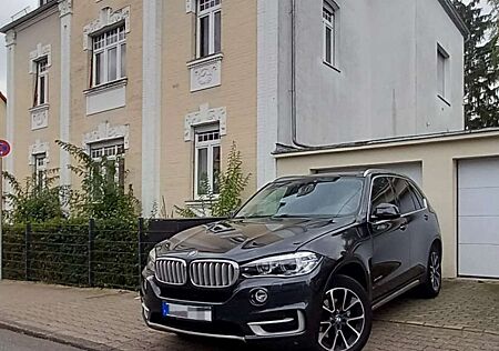 BMW X5 xDrive30d Sport Shadow-Line Aerodynamic