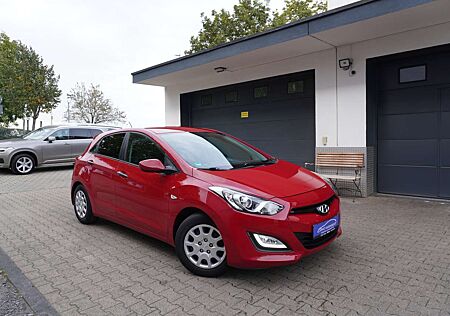 Hyundai i30 Classic 1.4i KLIMA+SERVO+ZV+6Gang+2.Hd