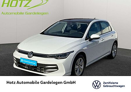 VW Golf Volkswagen VIII 1.5 eTSI DSG Life PANO/APP/ACC