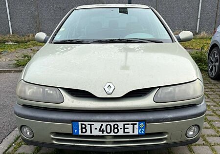 Renault Laguna 1.6i 16v Aliz� (no airco)