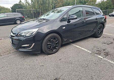 Opel Astra J Sports Tourer Edition SCHECKHEFT