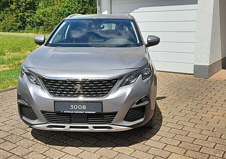 Peugeot 3008 Allure 130 PS EAT 8