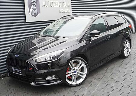 Ford Focus ST 2.0 ECOBOOST|RECARO|NAVI|EINPARKHILFE|