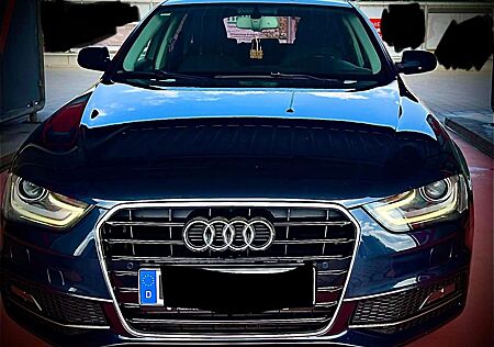 Audi A4 Avant Diesel Avant 2.0 TDI DPF multitronic Attr