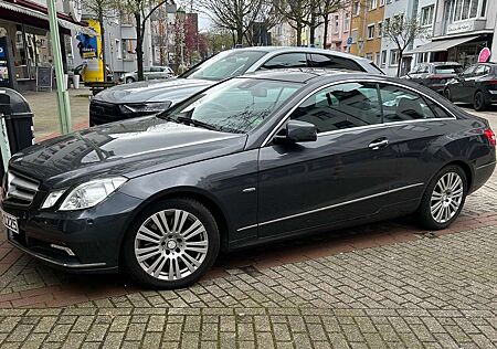 Mercedes-Benz E 350 CGI Coupe BlueEFFICIENCY 7G-TRONIC Elegance