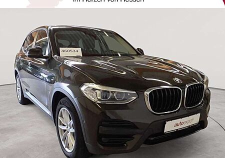 BMW X3 xDrive20i Aut. Adva Navi LED Pano AHK