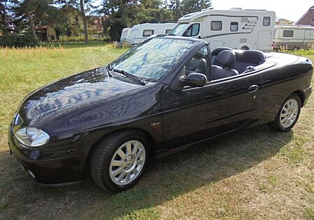 Renault Megane Cabriolet 1.6 Privilege 2.Hd. 134000km Leder Klima