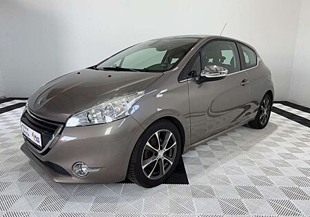 Peugeot 208 1.6 Allure°Pano°Leder°Klima°1 Hand°