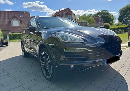 Porsche Cayenne S Hybrid Tiptronic