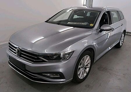 VW Passat Variant Volkswagen PassatVariant 2 L,TDI SCR 100kW DSG.Licht-Matrix