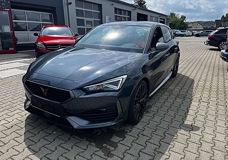 Cupra Leon 2.0 TSI VZ Pano 19-Alu Memory Kamera ACC