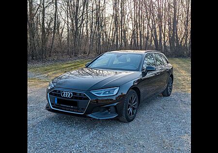 Audi A4 Avant 35 TFSI