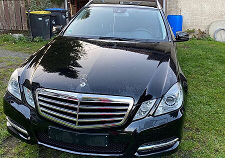 Mercedes-Benz E 250 T CDI DPF BlueEFFICIENCY7G-TRONIC Avantgarde
