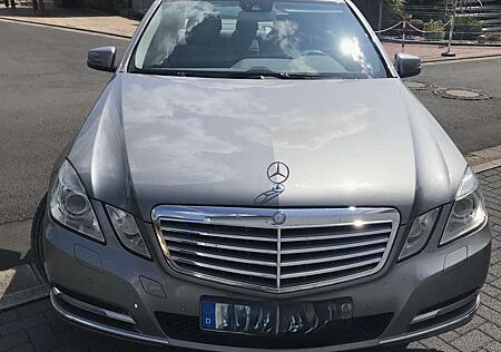 Mercedes-Benz E 350 CDI DPF BlueEFFICIENCY 7G-TRONIC Elegance