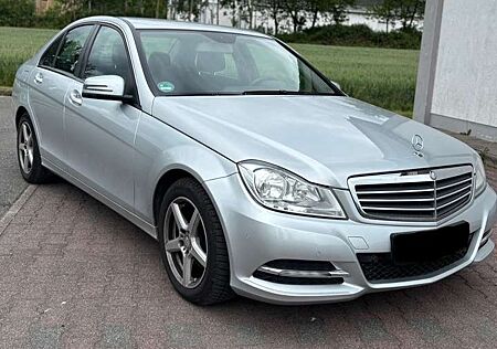 Mercedes-Benz C 180 (BlueEFFICIENCY)