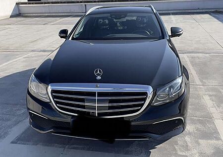 Mercedes-Benz E 220 d T 9G-TRONIC Exclusive