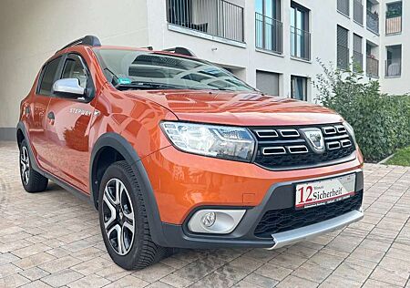 Dacia Sandero II Stepway Celebration, NAVI, LED, TOP!!