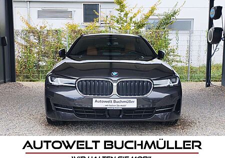 BMW 520 d Touring,LEDER,PANO,AHK,LED,ACC+LANE,KAMERA