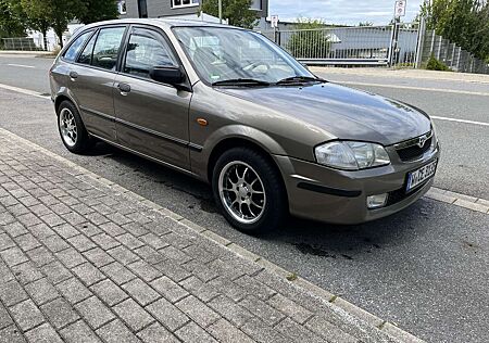 Mazda 323 F 1.5 Exclusive Automatik Klima