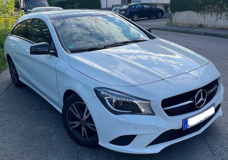 Mercedes-Benz CLA 220 CLA Shooting Brake Diesel (CDI) d 7G-DCT Urban
