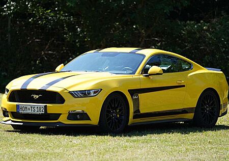 Ford Mustang Fastback 5.0 Ti-VCT V8 Aut. GT /Deutsch