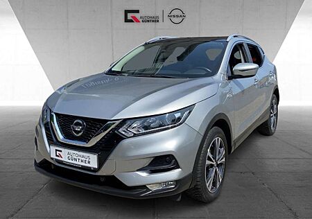 Nissan Qashqai N-Way 1.3 DIG-T Pano-Navi-Winterpkt.