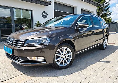 VW Passat Variant Volkswagen Comf.NAVI*PDC*SHZ*AHZV*Autom*