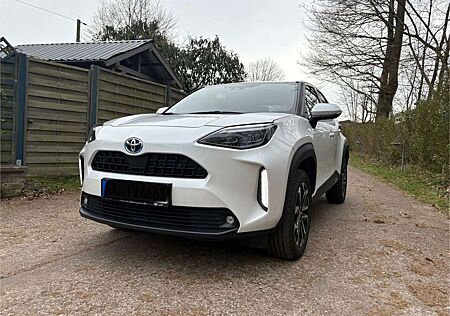Toyota Yaris Cross Hybrid FWD Team Deutschland