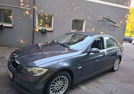 BMW 320i 320 Touring