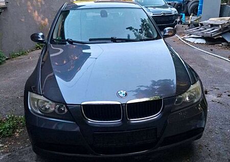 BMW 320i 320 Touring