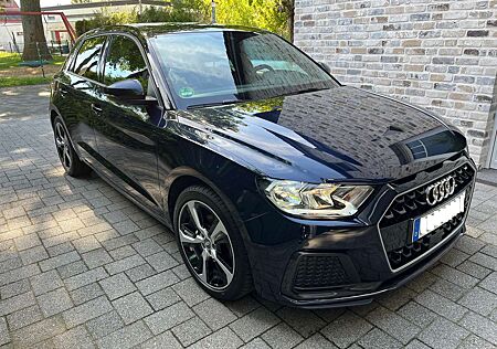 Audi A1 30 TFSI Sportback advanced