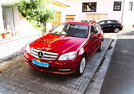 Mercedes-Benz C 250 CGI T Automatik BlueEFFICIENCY Elegance