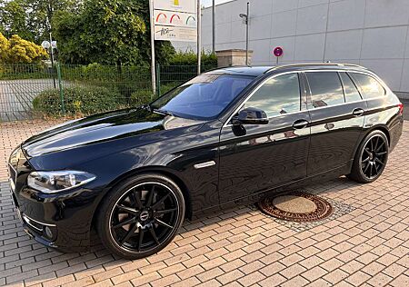 BMW 530d 530 xDrive Touring Sport-Aut. Luxury Line