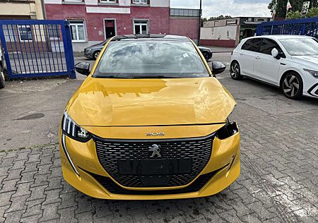 Peugeot 208 PureTech 130 EAT8 GT Pack