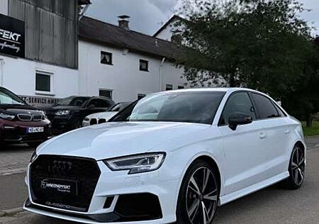 Audi RS3 2.5 TFSI quattro