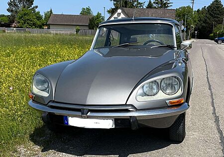 Citroen DS 23 Pallas