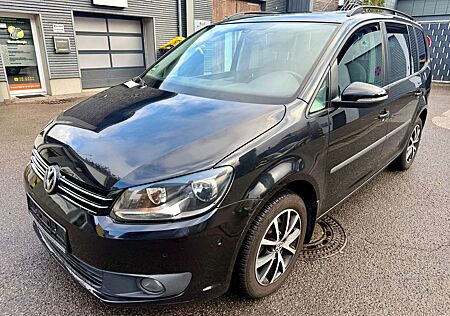 VW Touran Volkswagen Trendline BMT 7-Sitzer AHK Navi Pano TÜV 03/27