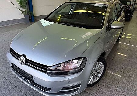 VW Golf Volkswagen VII 1.6 TDI*CUP*AUTOM*BI-XN*PDC*TMP*LED*USB