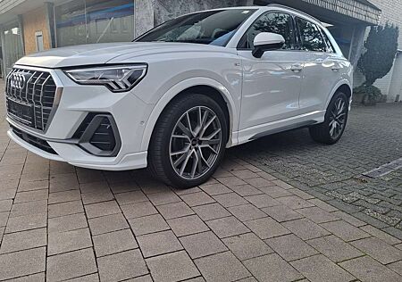 Audi Q3 Diesel 35 TDI S line