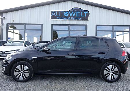 VW Golf Volkswagen VII e- Aut.KLIMAAUT NAV APP SITZH PDC