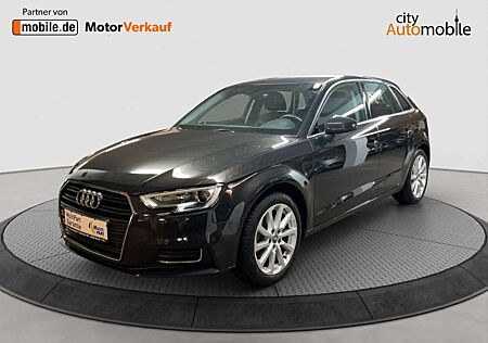 Audi A3 Sportback design/Xenon/Leder/Navi/SHZ/PDC