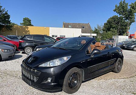 Peugeot 207 Platinum in sehr guten und gepflegten Zustand