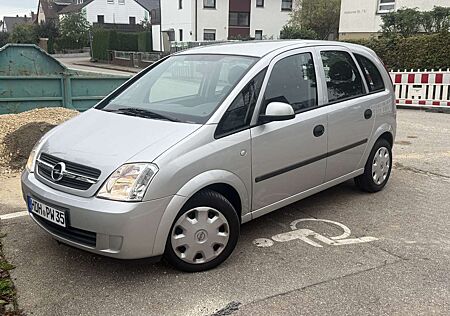 Opel Meriva 1.6 16V (Essentia)