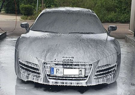 Audi R8 Spyder 4.2 FSI quattro S tronic