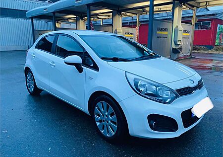 Kia Rio Fließheck 5-Türer 1.2 Edition 7