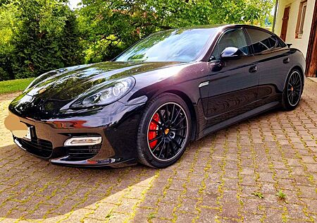 Porsche Panamera Turbo PDK
