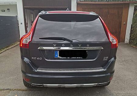Volvo XC 60 XC60 D5 AWD Geartronic Momentum