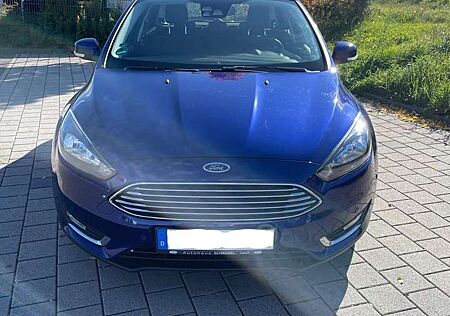Ford Focus 1.5 EcoBoost Start-Stopp-System Aut. Titanium