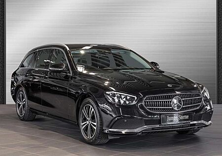 Mercedes-Benz E 220 d T 4M // AVANTGARDE SPUR AHK KAMERA WIDE